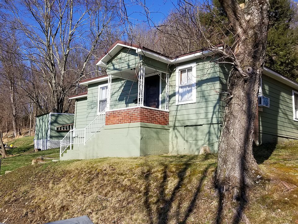 1st image of 207 Fannie St