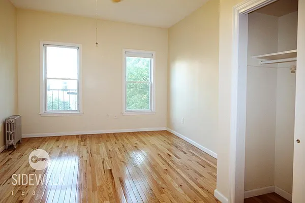 Rented by Sidewalk Realty LLC | media 1