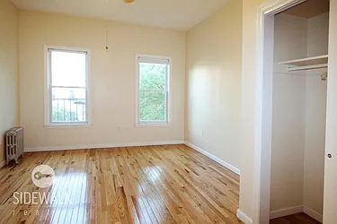 Rented by Sidewalk Realty LLC