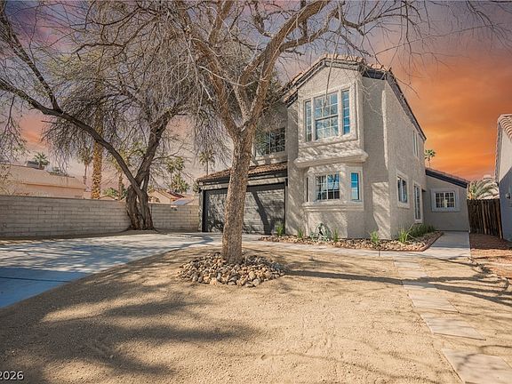 3rd image of 2701 Riley Oaks Ct