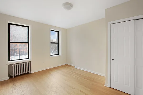 Rented by Oxford Property Group | media 17