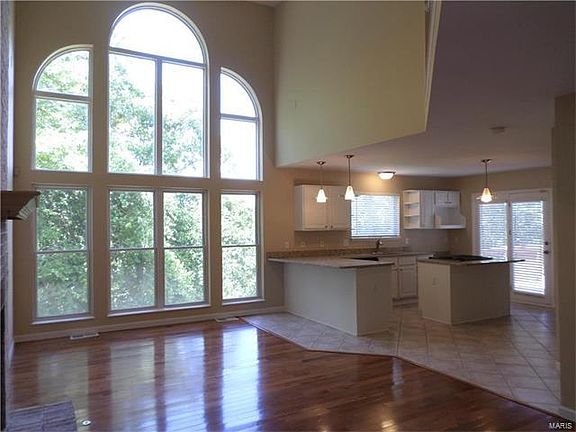 2nd image of 5549 Oakville Heights Ct