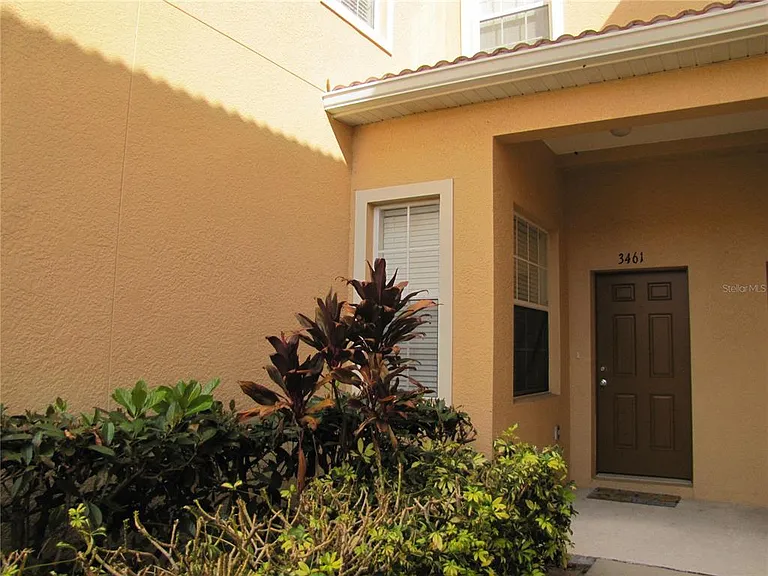 3461 Parkridge Cir #18-104 — Photo 3