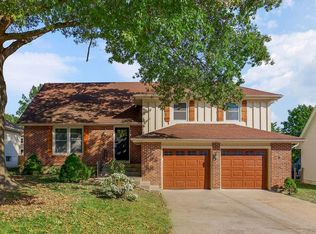 11931 Charlotte St, Kansas City, MO 64146