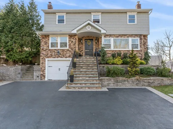 23 Johnston Avenue, Northport, NY 11768