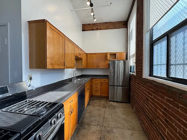 688 S. Santa Fe Ave — Photo 39