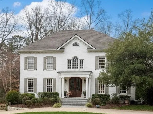 707 Runnymede Rd, Raleigh, NC 27607