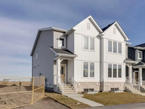 8542 S Huxbury Dr NE, Calgary, AB T2A 4Y1