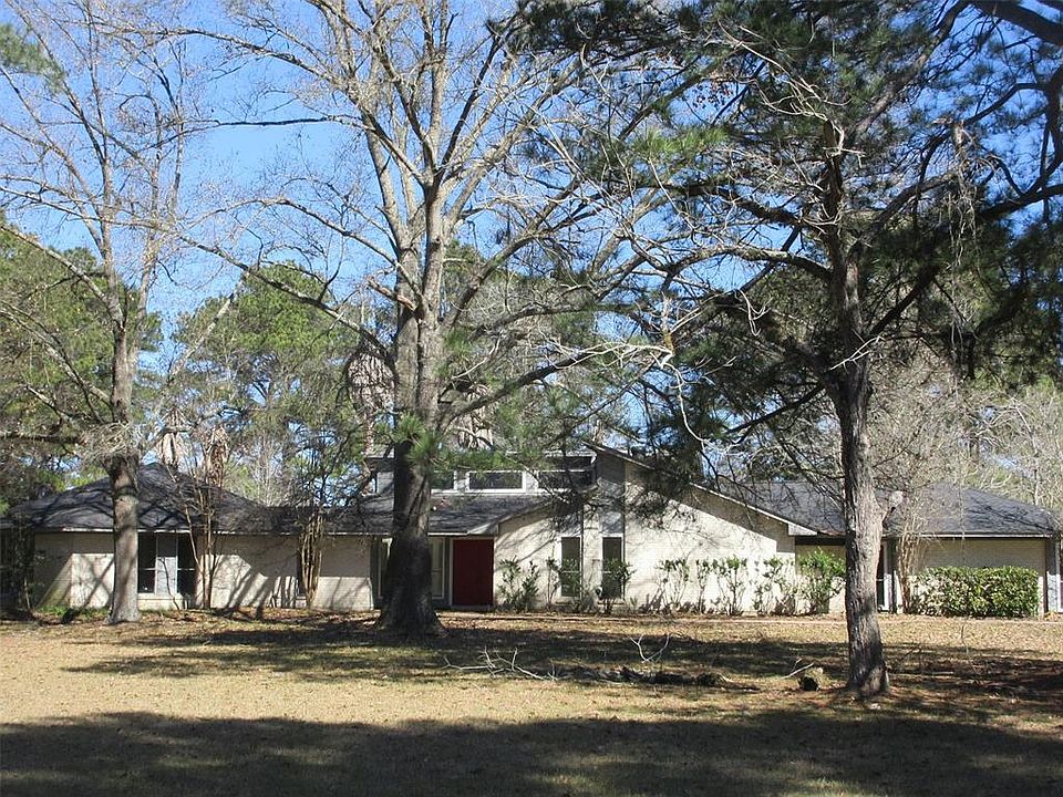 Front of the home from the wooded lot