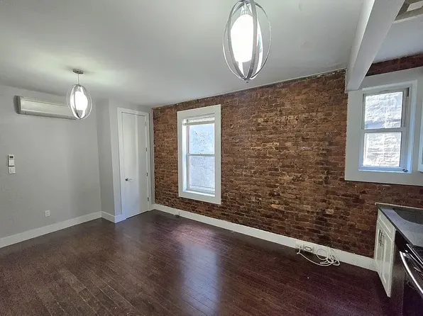 614 Marlborough Road image 1 of 6
