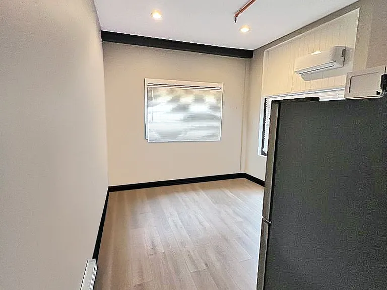 7 Avenue D — Photo 14