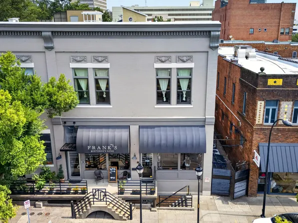 102 N Main St, Greenville, SC 29601