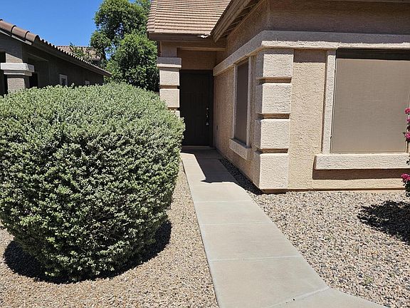 4th image of 41254 W GRANADA Drive
