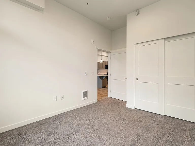 City Gate Apartments: Your New Dream Apartment — Photo 6