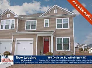 566 Orbison Dr, Wilmington, NC 28411