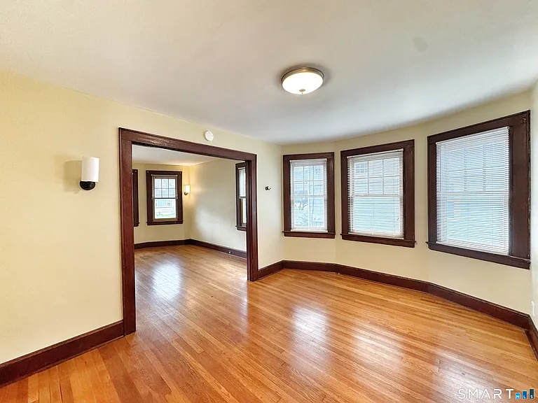 14 Woodbury Ave #1 — Photo 5