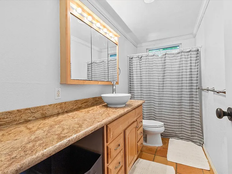 1512 Halekoa Dr #B — Photo 16