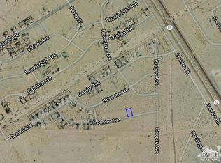 1422 Carpenter Ave, Thermal, CA 92274