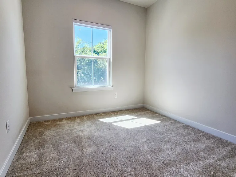 149 Glory Maple Ln — Photo 11