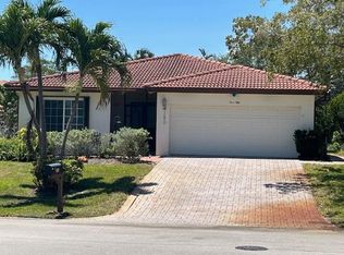 350 NW 42nd St, Boca Raton, FL 33431