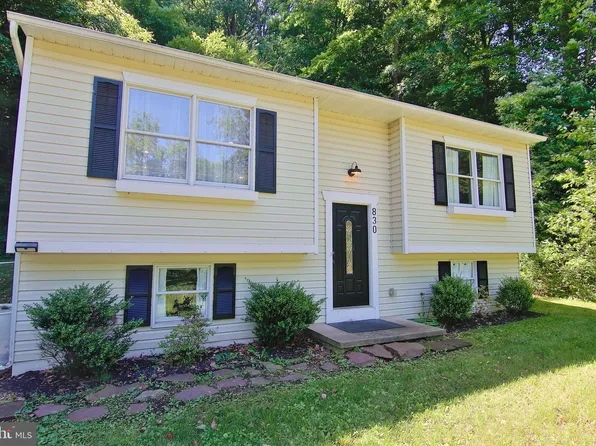 830 Unger Ln, Boyertown, PA 19512