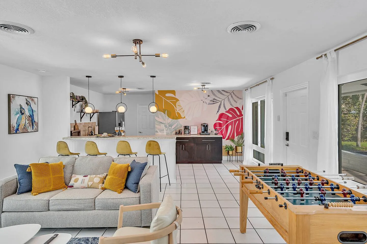 4 bed, 1550 sqft, $4,000 — Photo 4