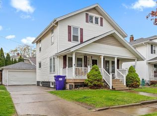 1419 Hollyrood Rd, Sandusky, OH 44870