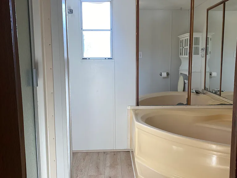 Garden bath