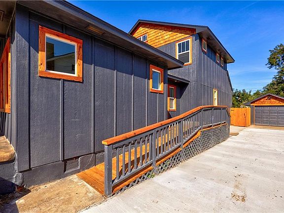 4th image of 2029 NW 19th St