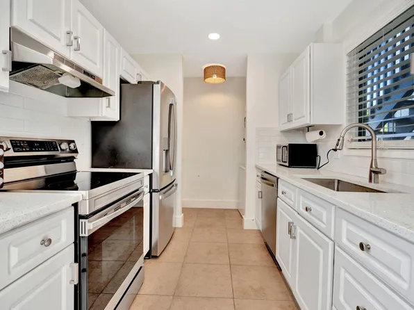 8132 SE Croft Cir #A-1, Hobe Sound, FL 33455