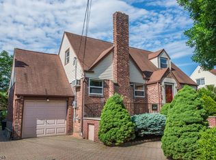 39-20 Northern Dr, Wayne, NJ 07470