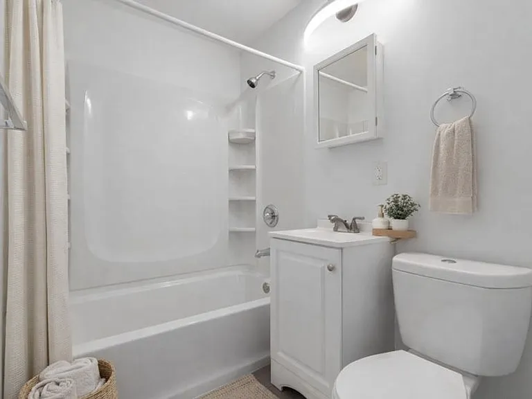 38 Midland Heights Cir #C — Photo 19