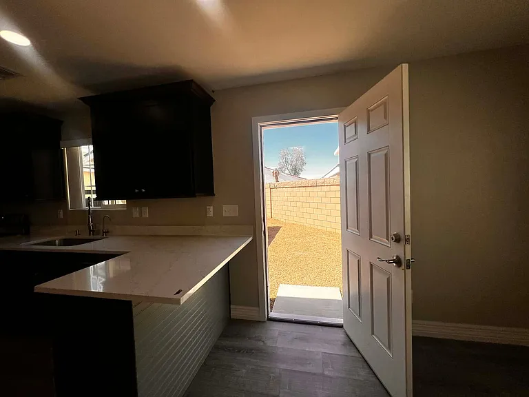 396 Riverfront Dr — Photo 69