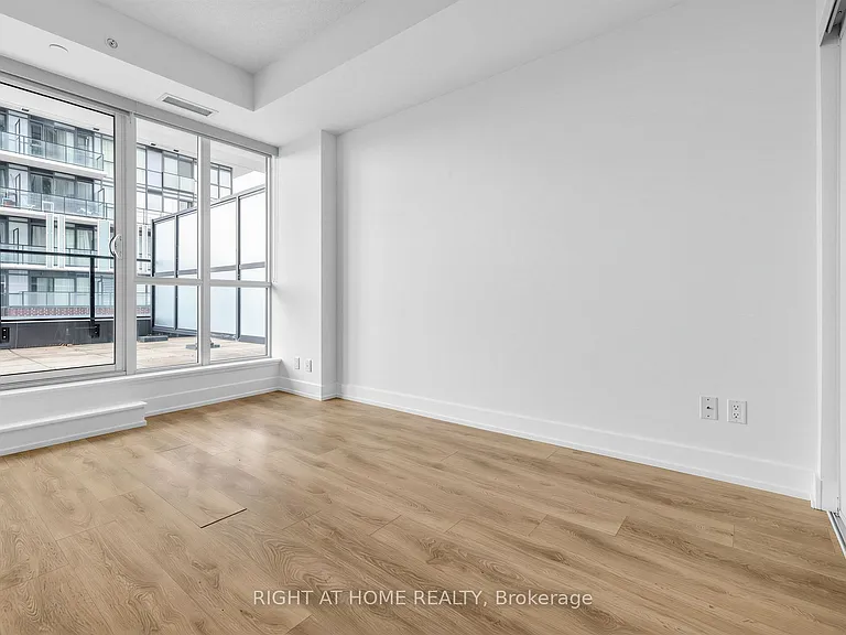 128 Fairview Mall Dr #509 — Photo 15