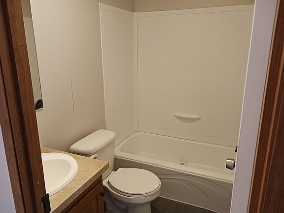 5th image of 805 Valley Ho Dr #805