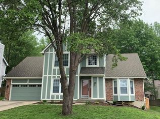 3213 Grand Ave, Leavenworth, KS 66048