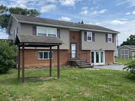 4th image of 39 Timothy Dr