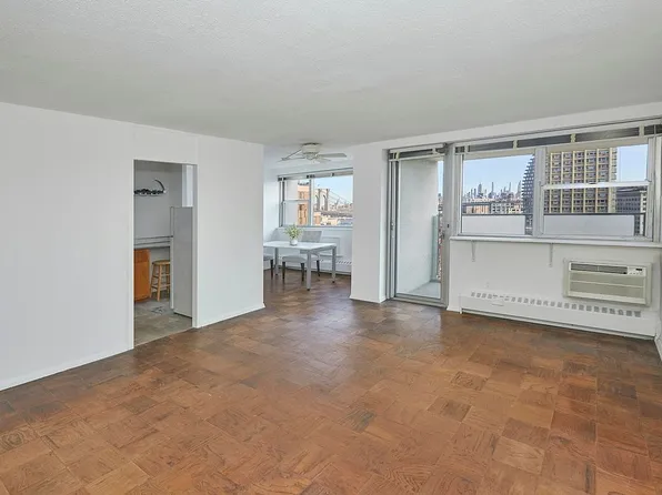 75 Henry St APT 8C, Brooklyn, NY 11201