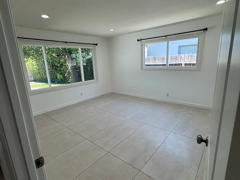 22531 Marlin Pl — Photo 11