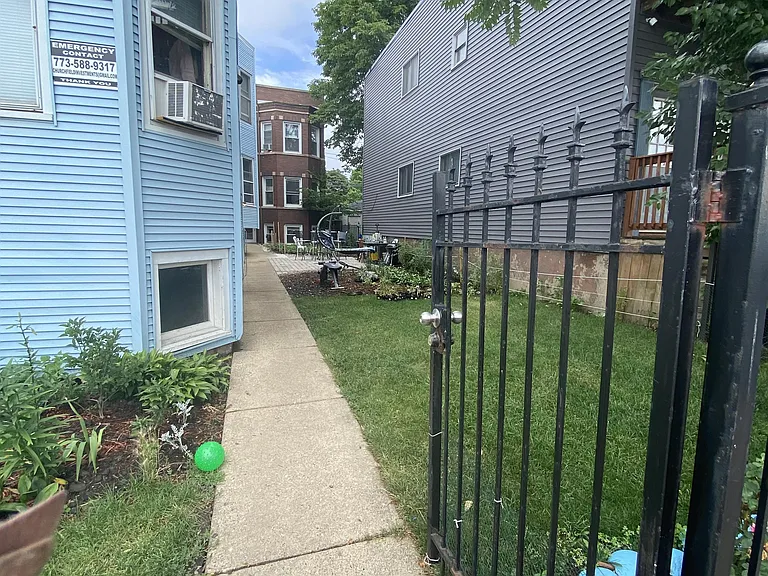 3673 N Elston Ave — Photo 17