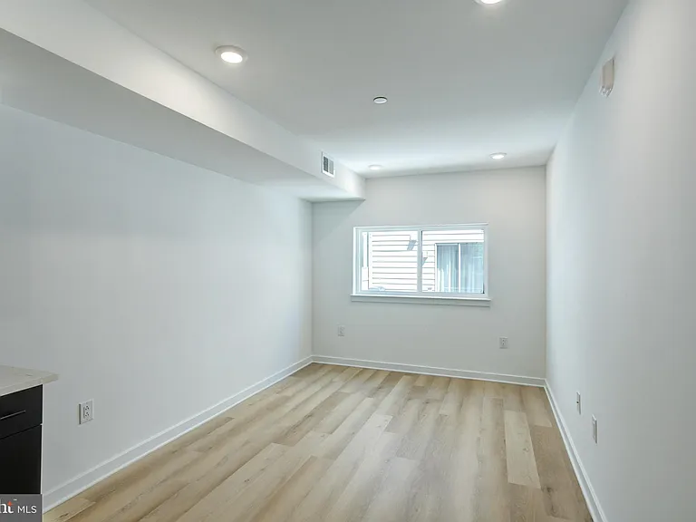 2329 Ellsworth St #2 — Photo 2