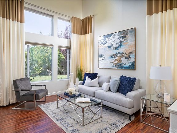 3rd image of 27517 Wellsley Way