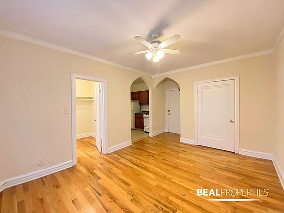 3rd image of 4829 N Damen Ave #4829307