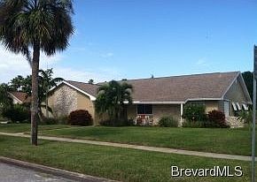 1st image of 214 Cherry Dr
