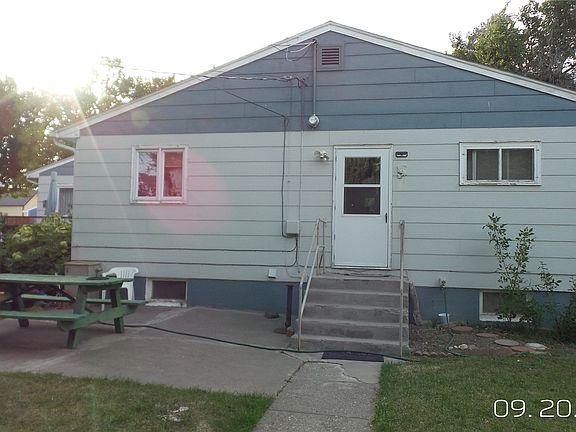 3rd image of 116 4th St N