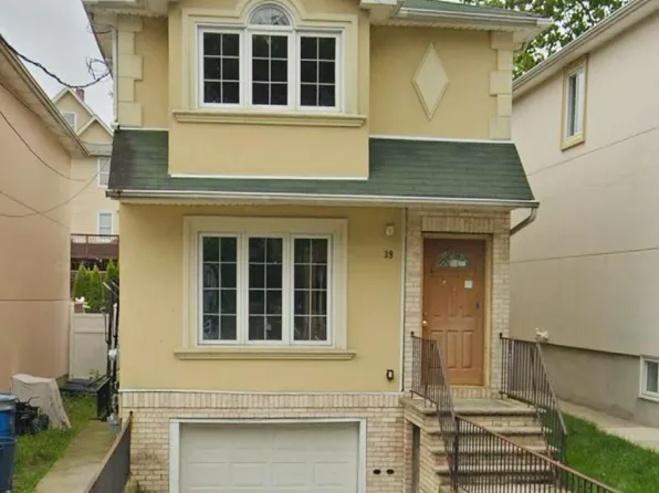 39 Bang Ter, Staten Island, NY 10305