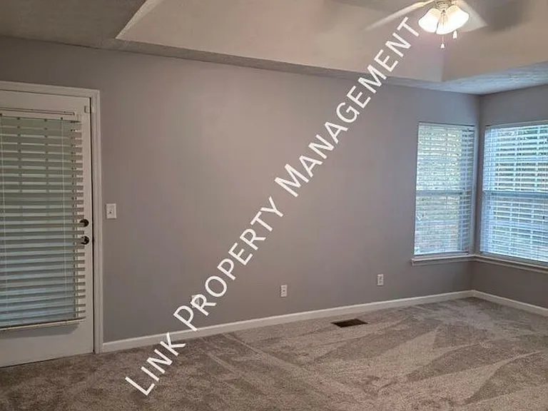 6383 Rim Crest Ln — Photo 18
