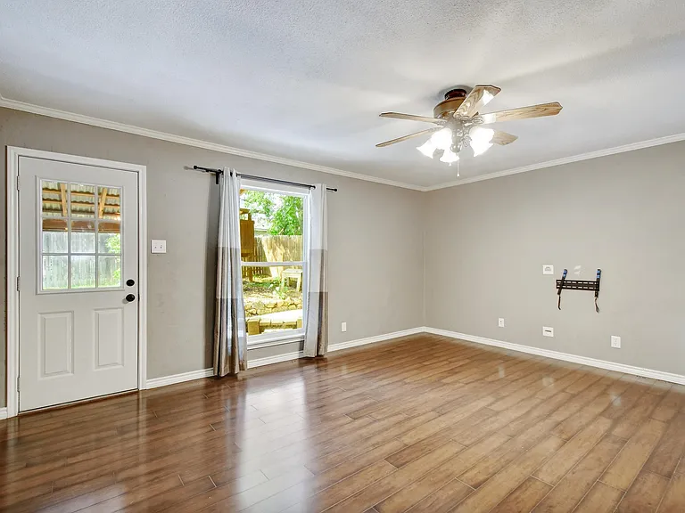 3429 Harvest Dr — Photo 6