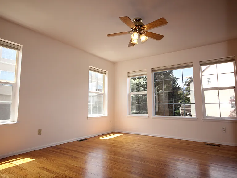 3220 Capstan Way #125 — Photo 4