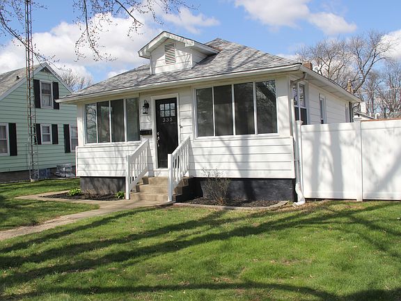 2nd image of 335 N Blaine Ave